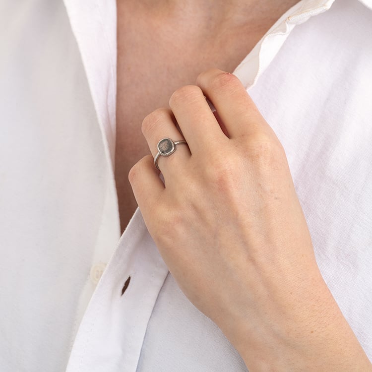 Ring mit Salt and Pepper Diamanten Esther 122402