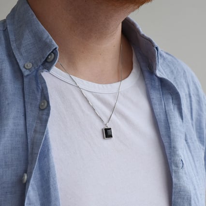 Silberner Anhänger mit Onyx für Männer Janika