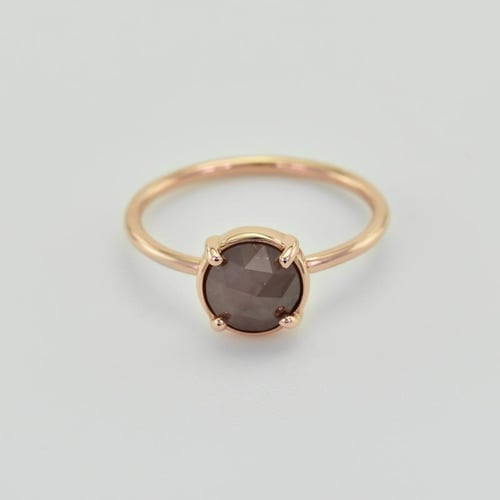 Goldener Ring mit Diamant im Rosenschliff Vertius