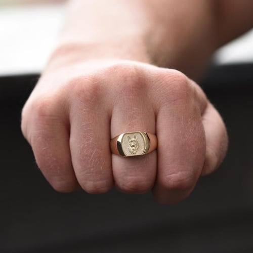 Herrenring mit personalisierter Handgravur Bertly