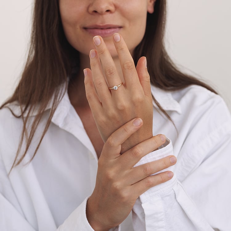 Verlobungsring aus Gelbgold mit Lab Grown Diamanten Mileva 157316