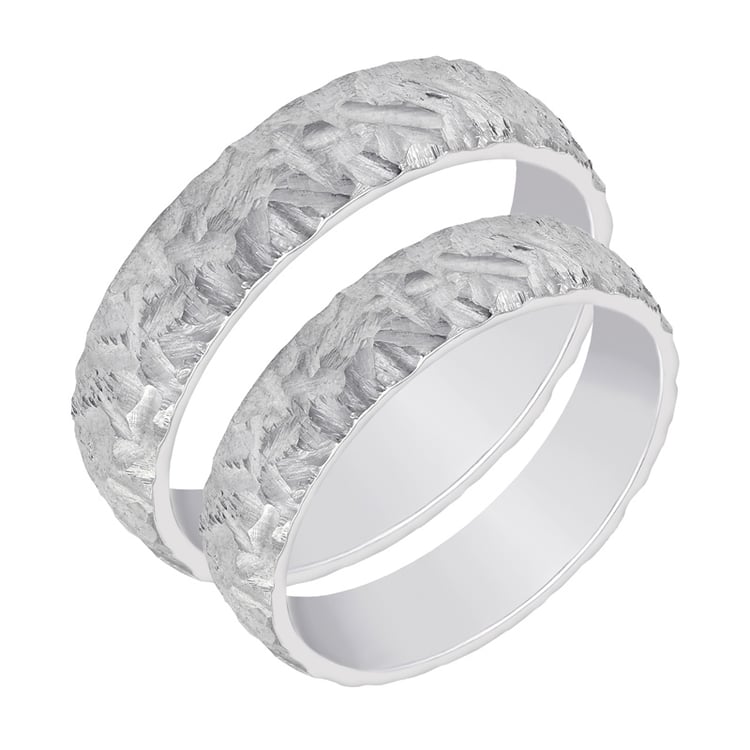 Mattgoldene Trauringe mit Relief Veste