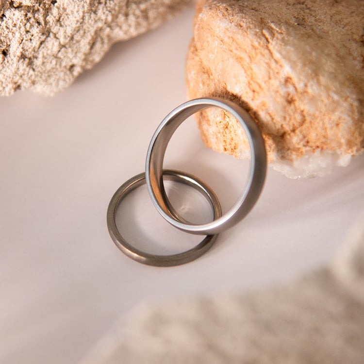 Eheringe aus Titan Corban 107545