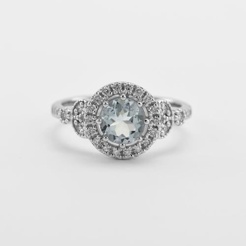 Verlobungsring im Halo-Stil mit Aquamatin und Diamanten Varana