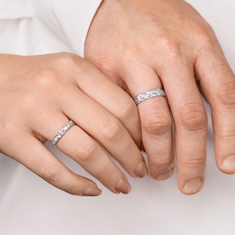Eheringe mit atypischer Oberfläche Marry 155660