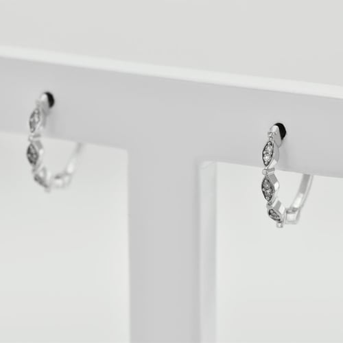 Silberne kreisförmige Ohrringe mit Lab Grown Diamanten Wontisa