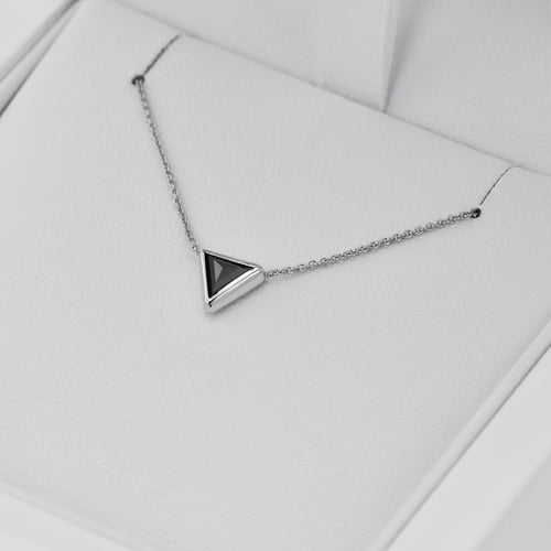 Schmuckset aus Gold mit schwarzen Diamanten Weste