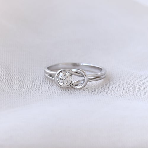Verlobungsring mit Moissanit Cearah