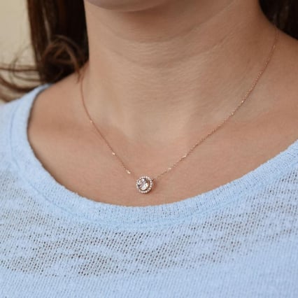 Halskette mit 1.5ct Morganit und Diamanten Gijs