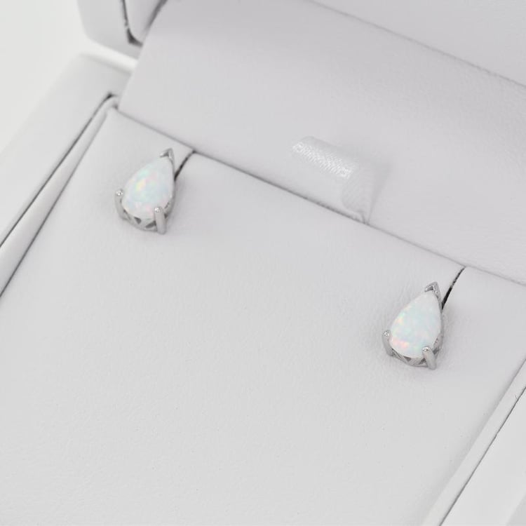 Ohrringe mit Opalen 26496