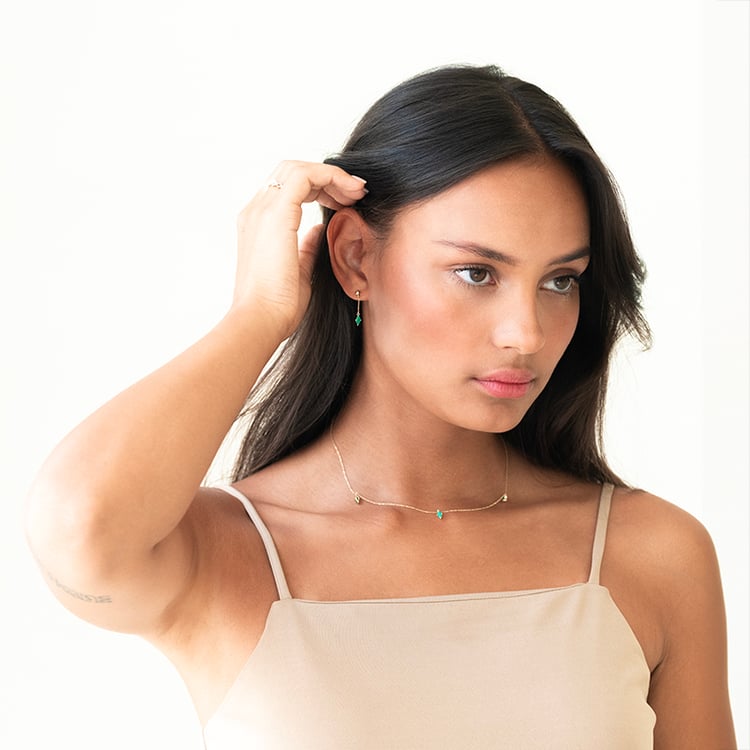 Goldene Kette mit brasilianischen Smaragden 143217