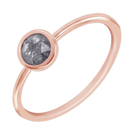 Ring mit Salt and Pepper Diamant Fermie