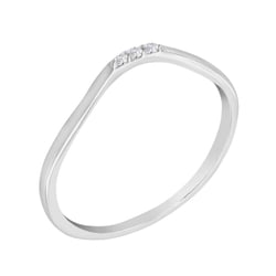Minimalistischer Ring in V-Form mit drei Diamanten Cason