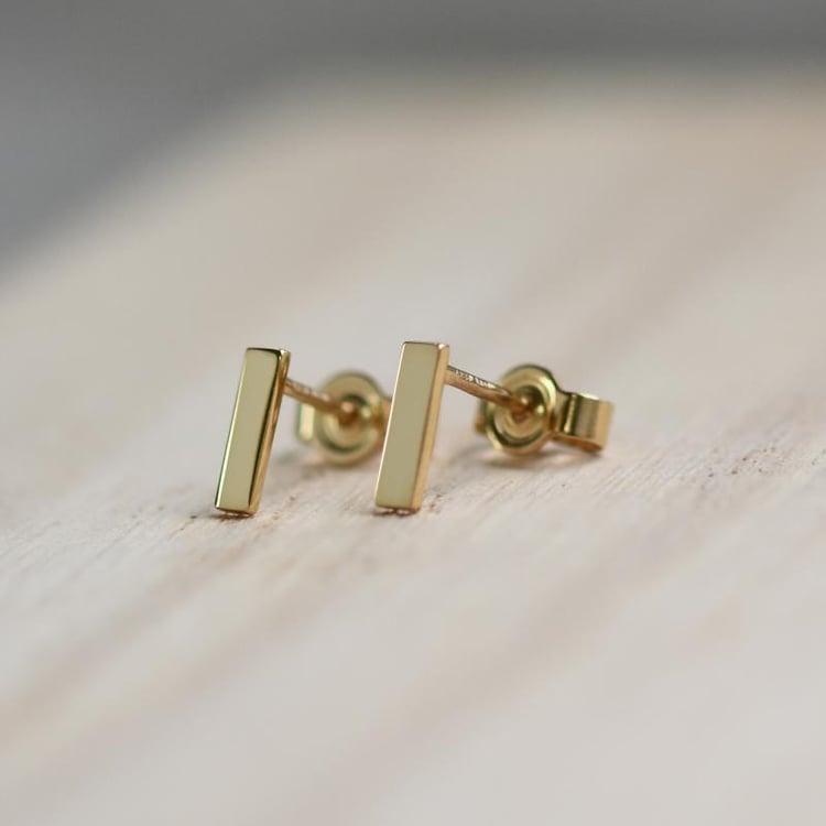 Minimalistische längliche Ohrstecker aus Gold Bar 49812