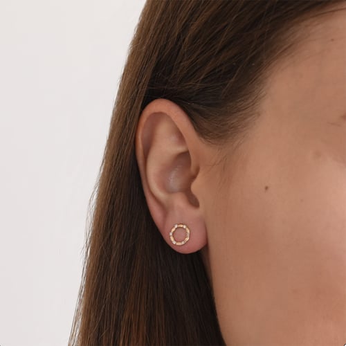 Goldene Karma Ohrringe mit Diamanten Hart