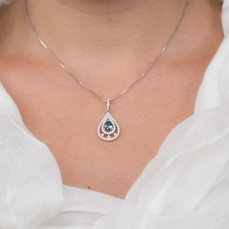 Halskette mit Topas 18229