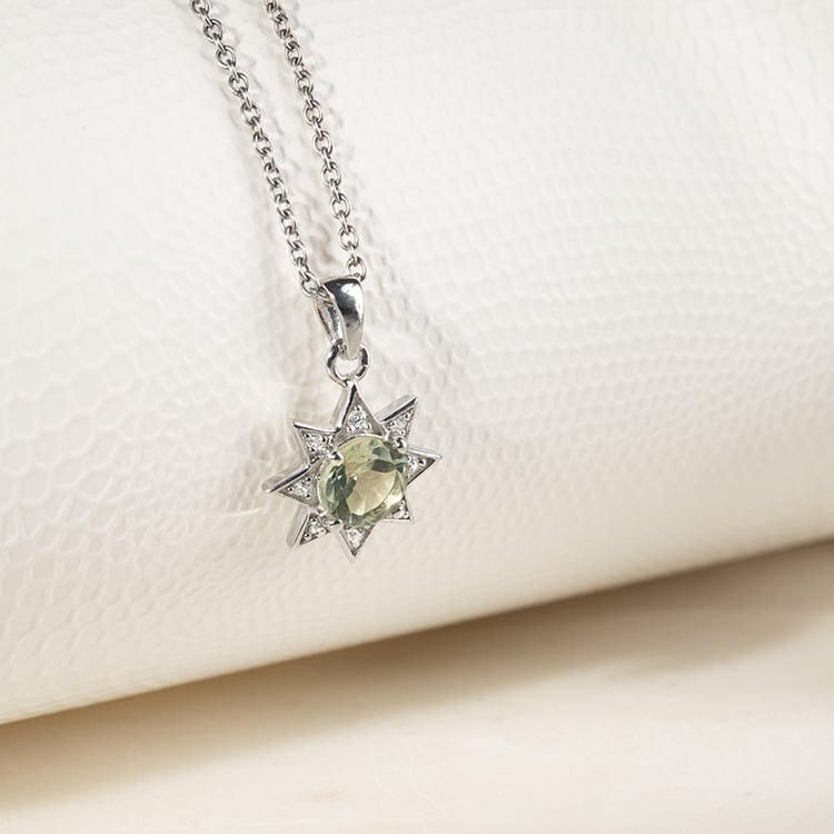 Silberne Anhänger mit Amethyst und Zirkonia in Sternform Bohemia 135343