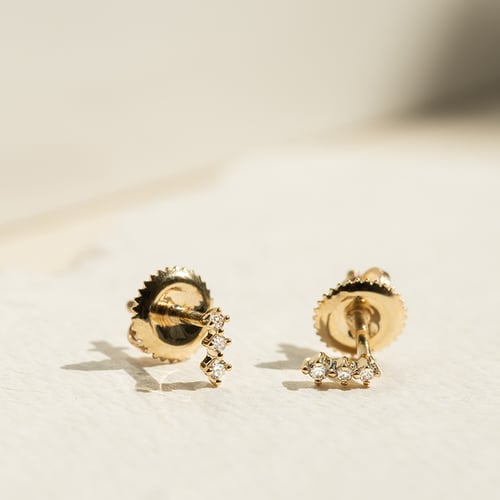 Zarte Ohrstecker mit Diamanten Linus