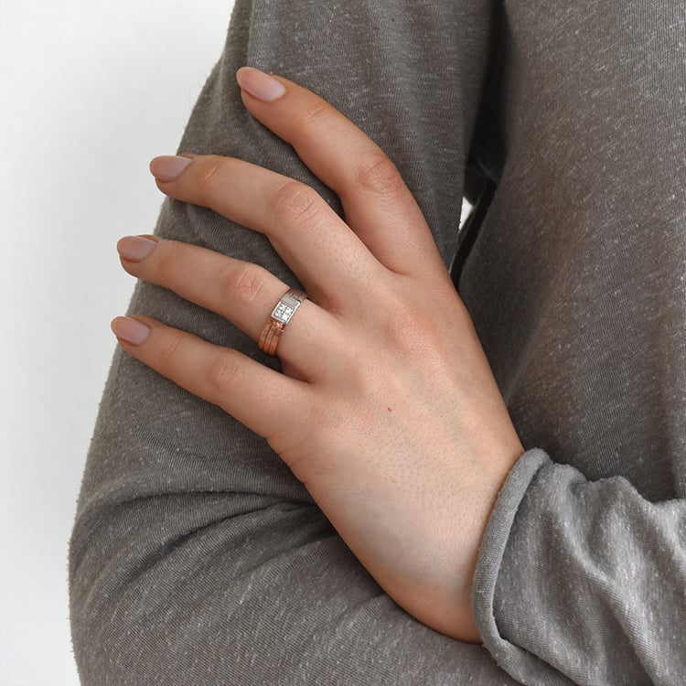 Goldene Eheringe mit Diamanten Widald 77757