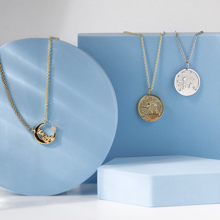 Silberne Halskette in Form einer Mondsichel mit einem Diamanten Kleiner Prinz 148391