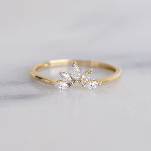 Eleganter Ring mit Marquise-Diamanten Maurice