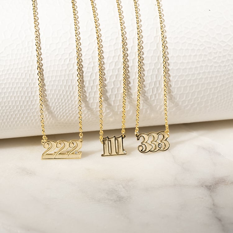 Silberne Halskette mit Diamant Engelszahlen 134204