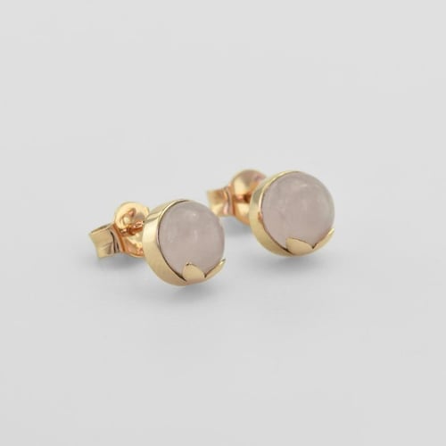 Goldene Ohrstecker mit Cabochon Rosenquartz Erica