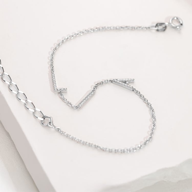 Silbernes Armband mit drei Buchstaben und Lab Grown Diamanten Annika 152770