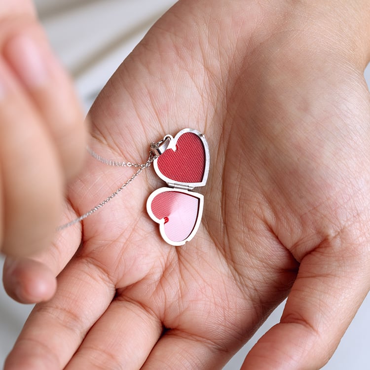 Medaillon aus Silber mit Diamant in Herzform 129373