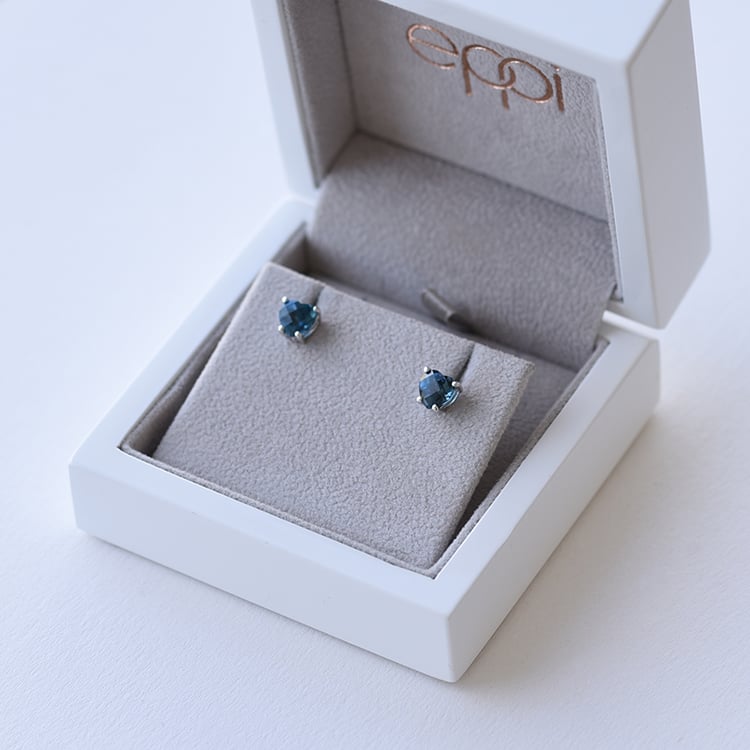 Ohrringe aus Gold 60959