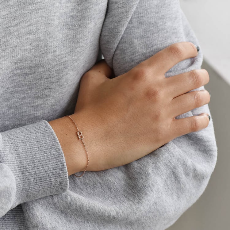 Silbernes Armband mit Buchstaben Ihrer Auswahl Annika 110627