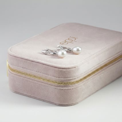 Silberne Hängeohrringe mit Perlen und Zirkonia Tahir