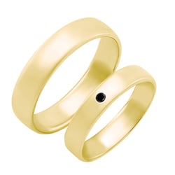 Klassische goldene Eheringe mit schwarzem Diamant Umeria