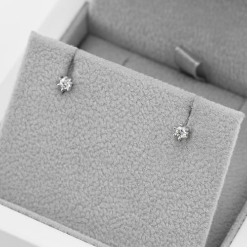 Diamantohrringe mit sechs Krappen Catarina
