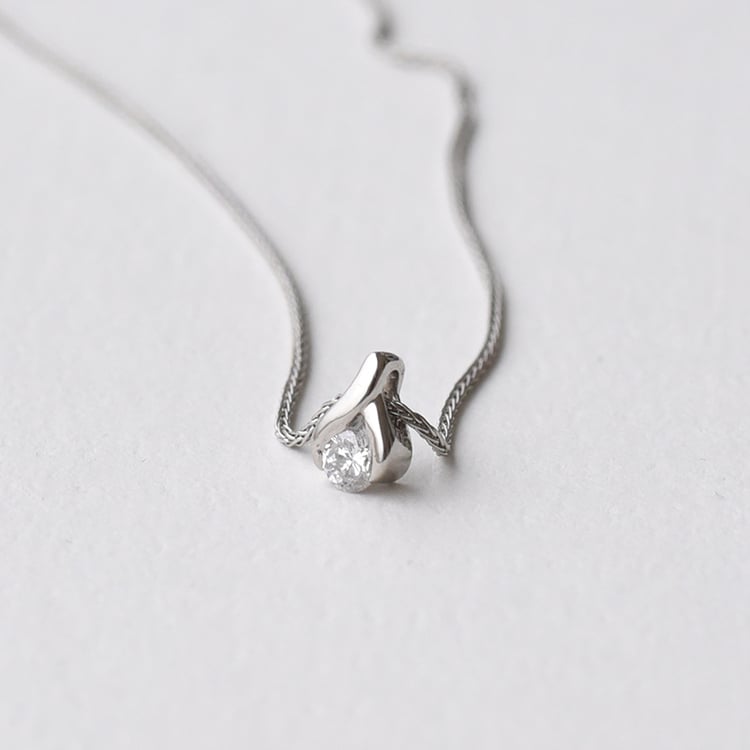 Platinanhänger mit 0.27ct IGI zertifiziertem Diamanten Ilisha 72943