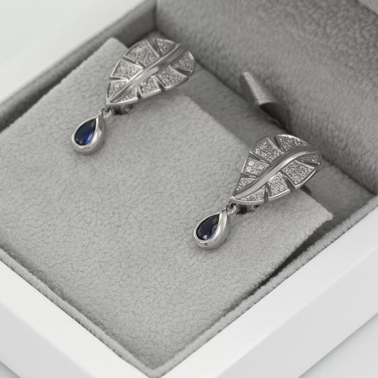 Silberne Ohrringe in Blätterform Eleanora 50027