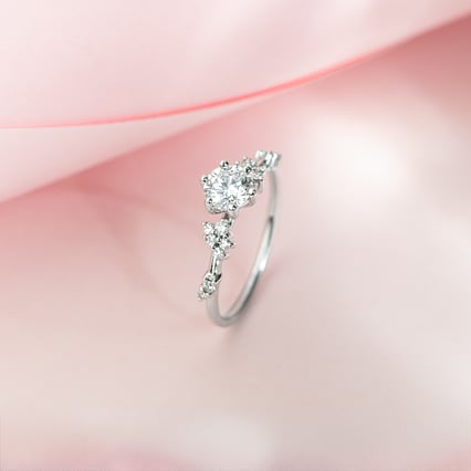 Romantischer Verlobungsring mit Lab Grown Diamanten Therese