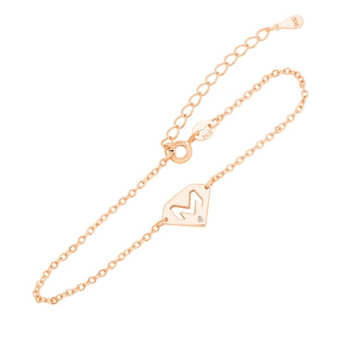 Armband aus Gold mit Diamant und dem Buchstaben M von Nola