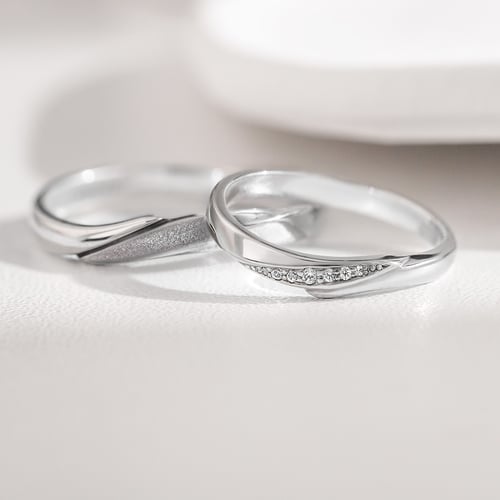 Trauringe aus Gold mit Diamanten Abella