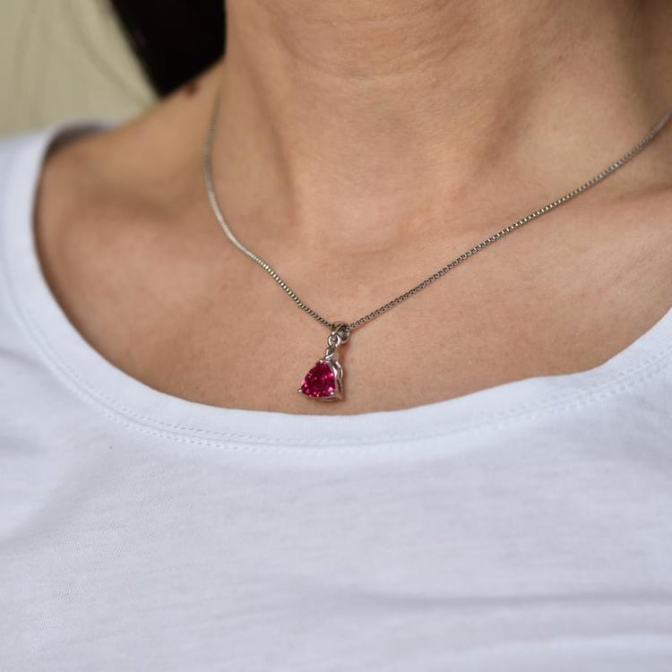 Halskette mit Rubin 21003