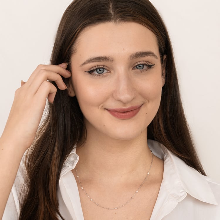 Silberne Halskette mit Perlen Landia 164627