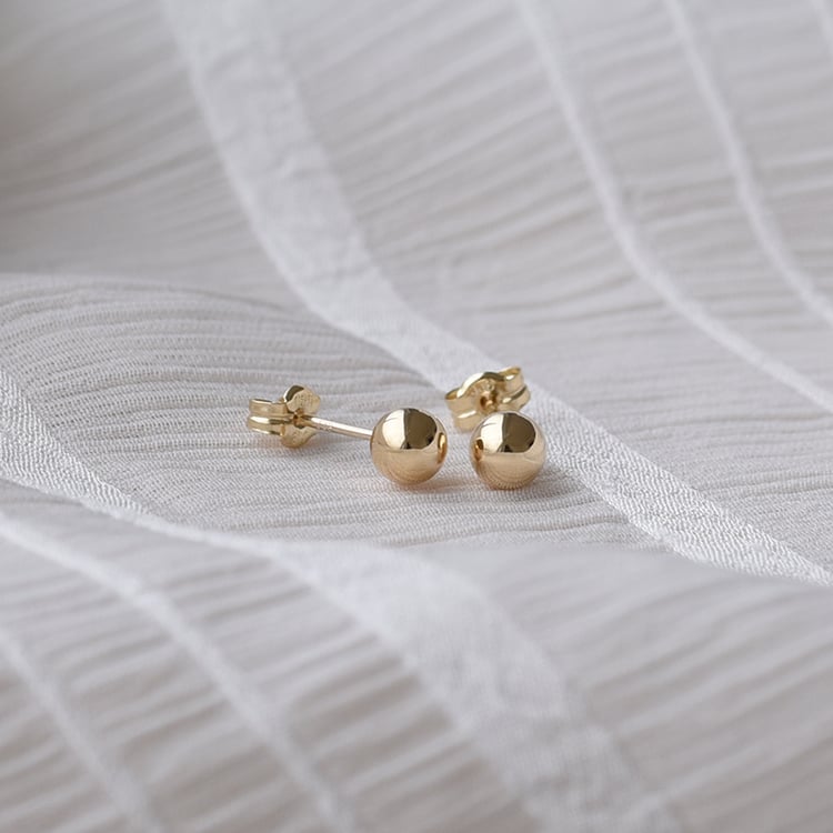 Goldenes Schmuckset mit Kugeln 143537