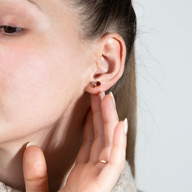 Ohrstecker mit Tansanit, Turmalin, Rubin und einem Diamanten Kerrie 151143