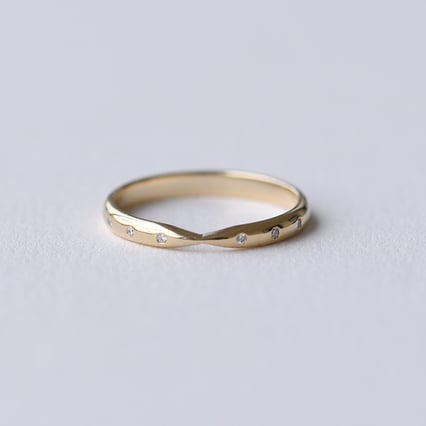 Minimalistischer Eternity-Ring mit Lab Grown Diamanten Toskani