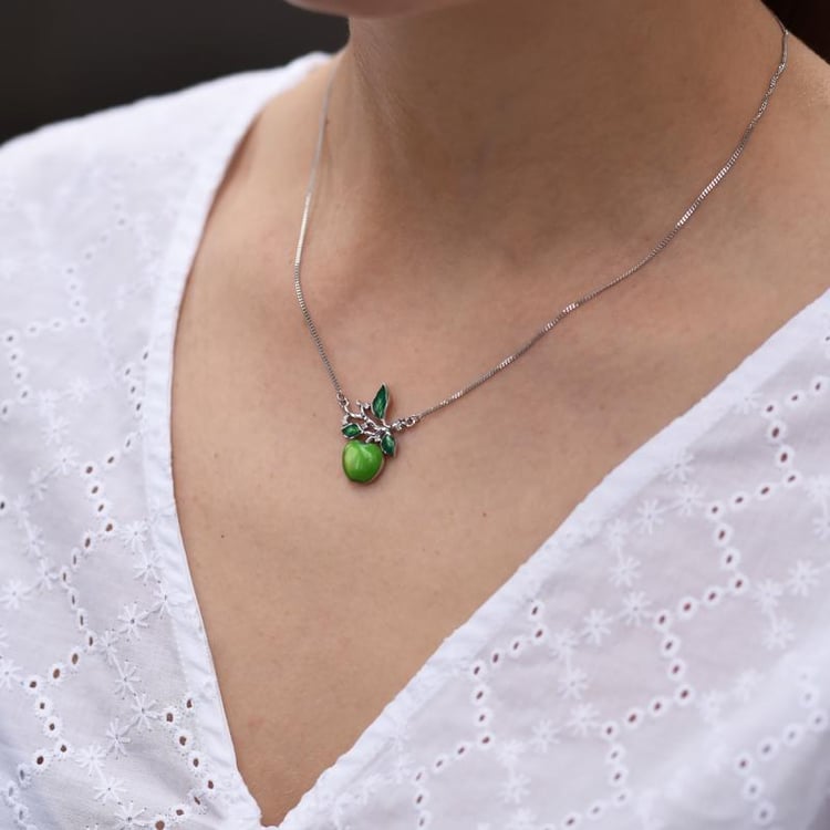 Halskette mit Apfel aus Silber 43526