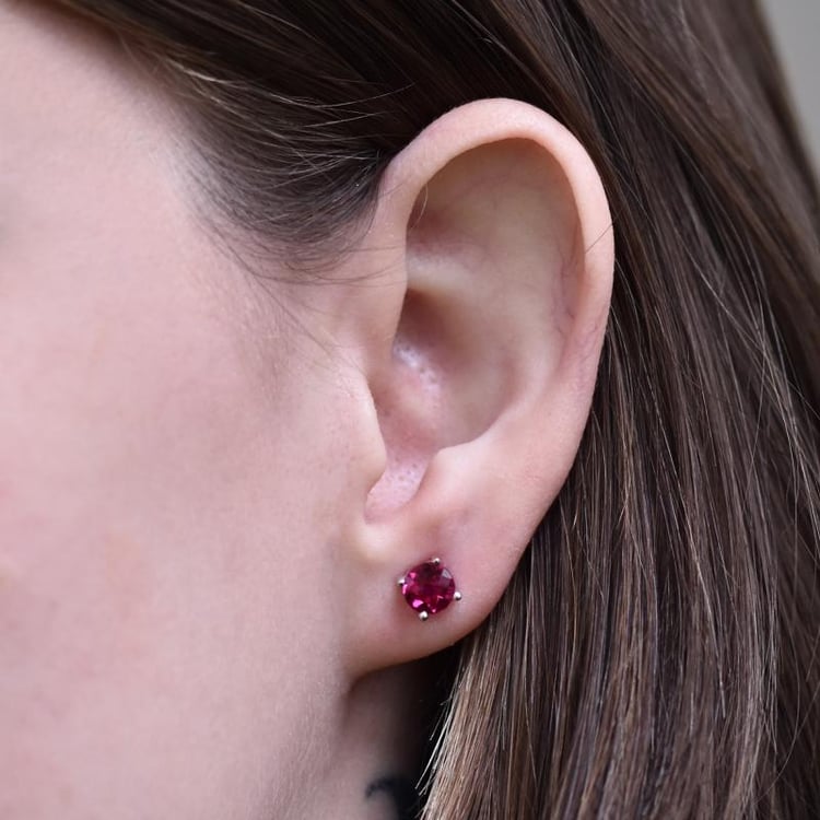 Ohrringe mit Rubinen 14701