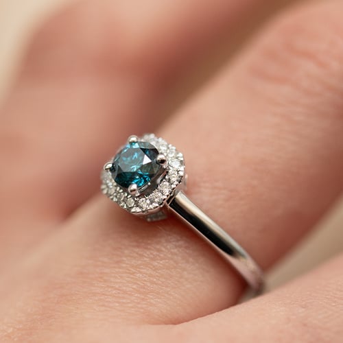 Verlobungsring mit blauem Diamant Katora