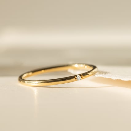 Zarter Ring mit einem Lab Grown Diamanten Beryl