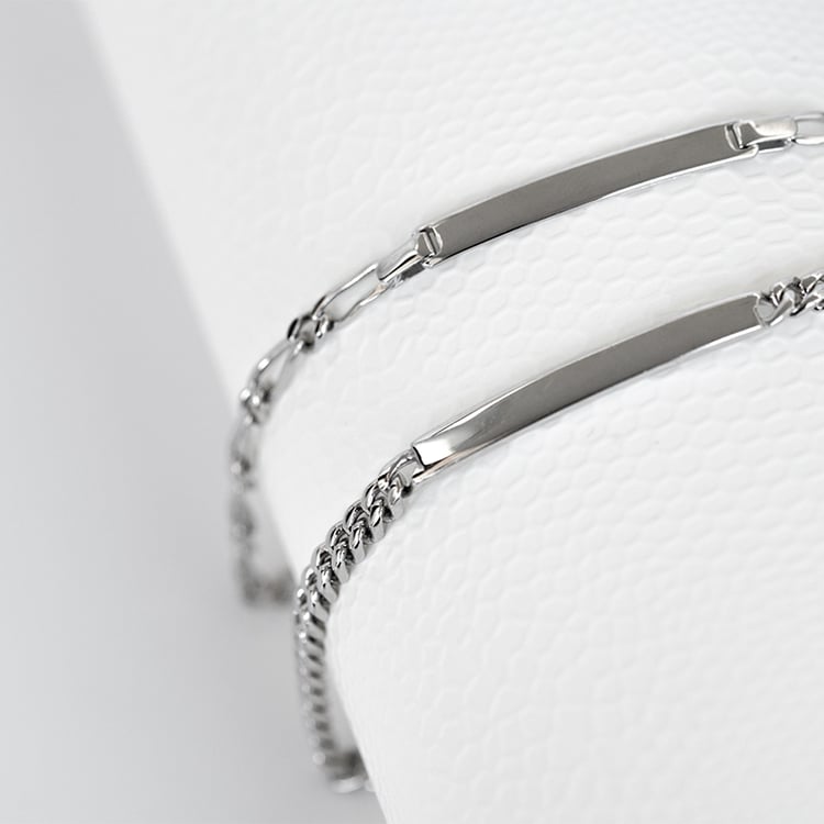 Silbernes Figaro Armband mit der Möglichkeit einer Gravur 129594