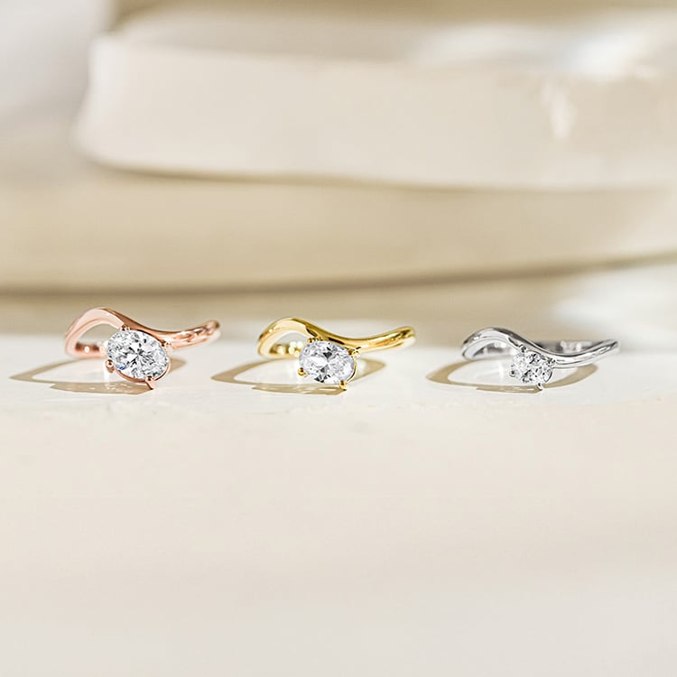 Verlobungsring mit ovalem Diamanten 154796